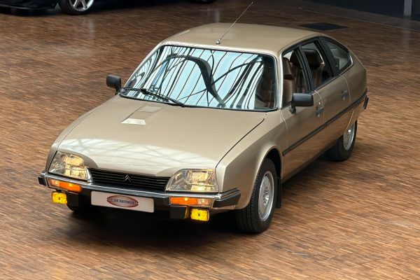01Citroen CX GTI Sable Doré 001 060826