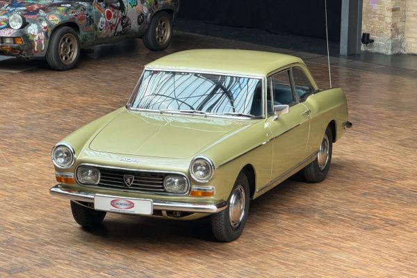 01Peugeot 404 Coupe Inch Allah 127 240326